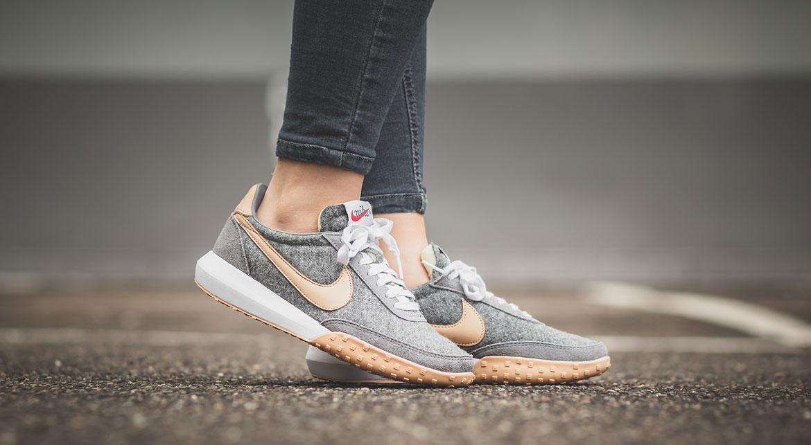 【 LOOPWHEELER×NIKE 】 WAFFLE RACER PRMグレー Nike W Roshe Waffle Racer Prm Nm 